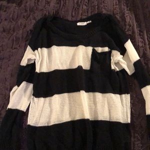 blu pepper black and white sweater